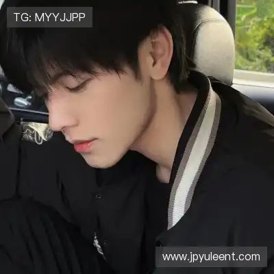 滑鹤迅